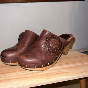 Lucky brand Brown Leather Clogs with Floral Design